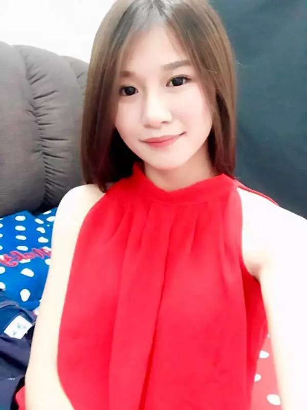 回顧 ! 最溫暖 ! 大馬最索華裔女警爆紅私生活照被網民起底曝光..!!