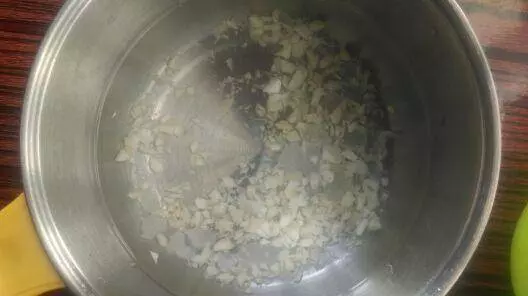 強力止咳水,幾片葉子煮水喝,排痰止咳快,大人小孩都能用