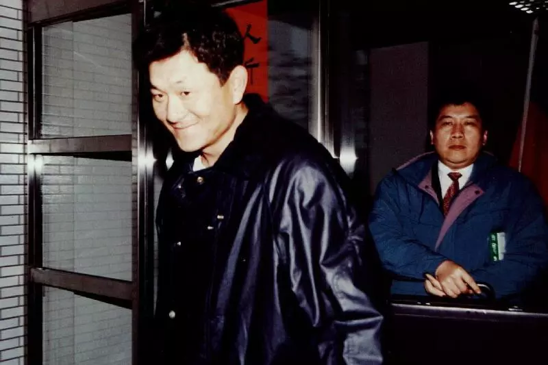中職八年/兩聯盟惡性競爭 另類產物二代鷹爭霸