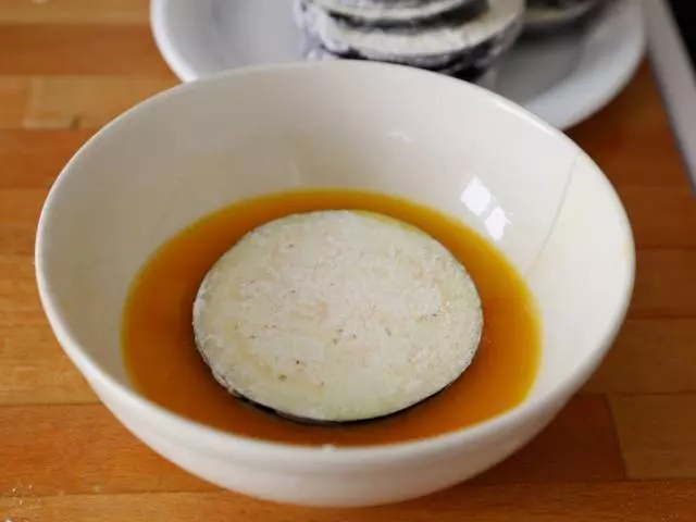 這樣做茄子,沒上桌已經嘗了一半,太香了