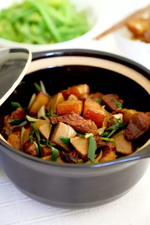 芋頭紅燒肉,吃不夠的肉,芋頭更美味
