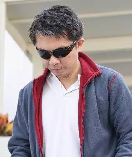 《新加坡》漏斗「灌飯」 逼吃嘔吐物 惡毒夫婦關47個月及24個月