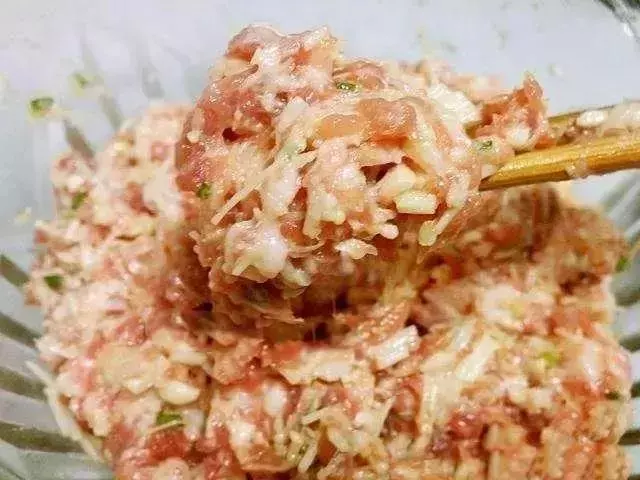 6種不同口味的餃子餡,配方獨特,絕對好吃