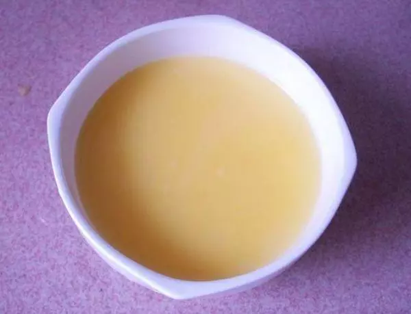 蒸雞蛋羹時,水和蛋的比例很重要,牢記這一點,雞蛋羹嫩滑如果凍