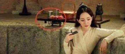 「笑死人不償命」穿幫鏡頭十二章,吃飯時切勿觀看