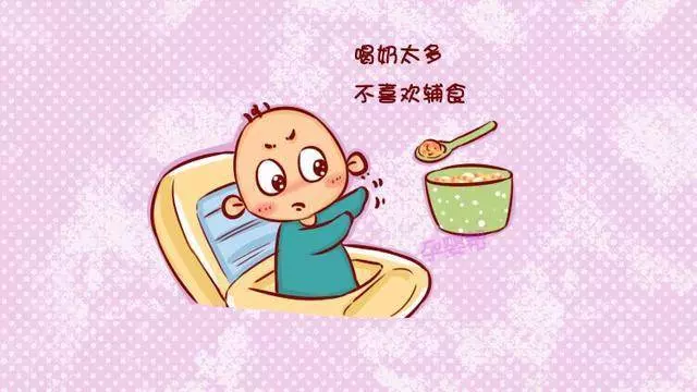 寶寶的這3種行為,是在告訴媽媽:「我不要喝那麼多奶」