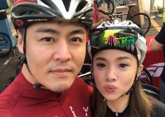 43歲男星兩次離婚都是出軌?前妻曾吃藥嘗試挽回婚姻!