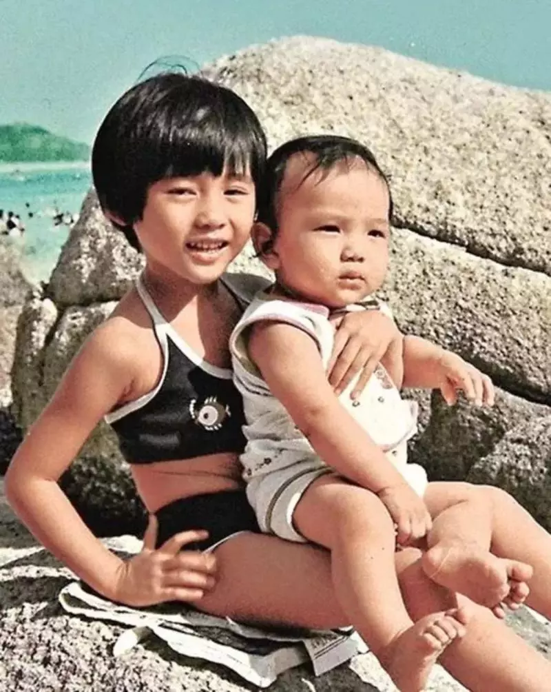 14歲被迫進入演藝圈,情路坎坷,32歲嫁殘疾富豪生雙胞胎,如今黎姿再傳喜訊!