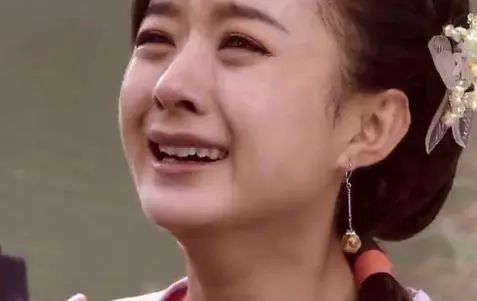 有一位女演員「身價破億」卻過著極儉生活,沒有豪宅好車,穿著普通,低調做公益從不炫耀