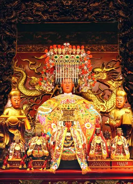 鐵齒現世報!大甲媽祖遶境放「大悲咒」又拒絕懺悔...1個月內「2名至親相繼罹癌」!