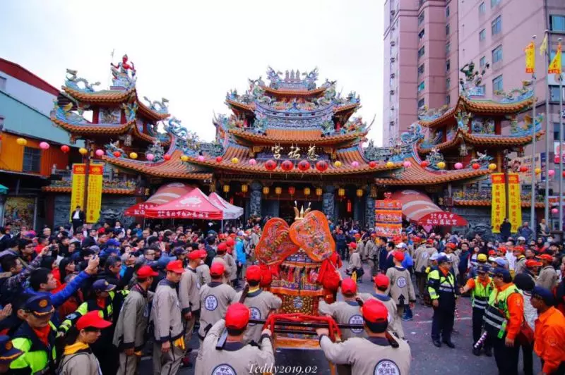 鐵齒現世報!大甲媽祖遶境放「大悲咒」又拒絕懺悔...1個月內「2名至親相繼罹癌」!