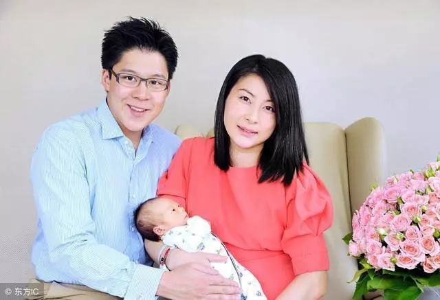 跳水女皇郭晶晶,很多人都很羨慕她嫁入豪門。但是在著背後,她承受的又有誰能理解呢?