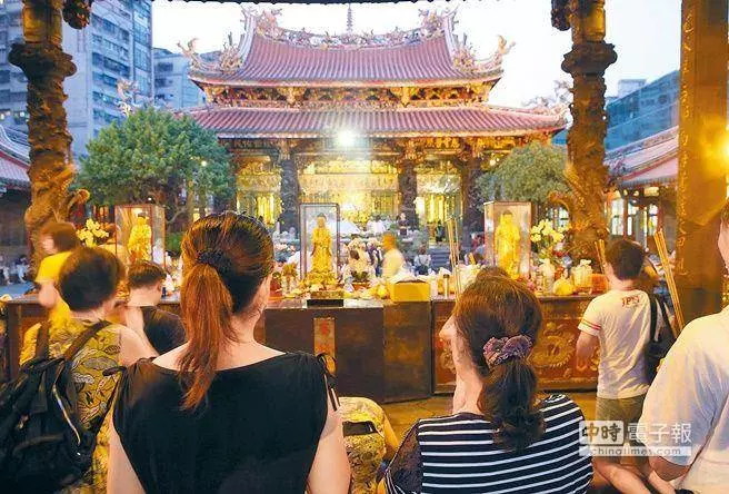 爸爸忘記和「玄天上帝10年約定」沒有赴約回廟裡 女兒哽咽曝「下場讓人不忍直視」