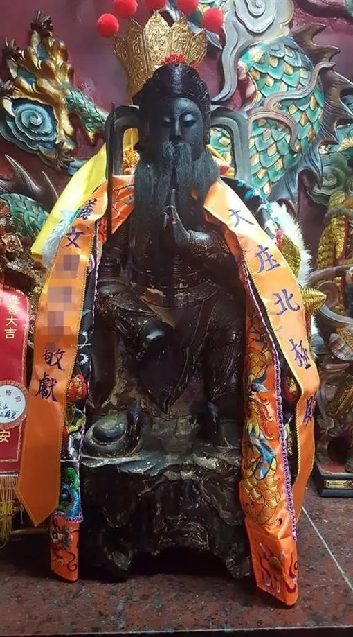 爸爸忘記和「玄天上帝10年約定」沒有赴約回廟裡 女兒哽咽曝「下場讓人不忍直視」
