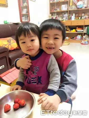 愛犬投胎轉世 成為主人的女兒 | 中國報 China Press
