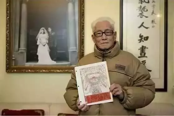 相愛60年,卻分離22年,寫了1000多封情書,87歲為她學畫畫,畫下兩人相戀過程