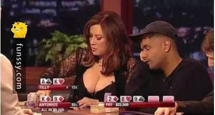 11張男人們其實都是一樣的羞羞臉偷看辣妹照片.....