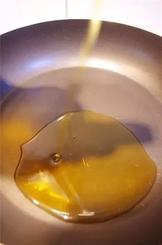 媽媽的配方,沒有比這更好吃的肉燥飯了。做給孩子吃,一碗不夠