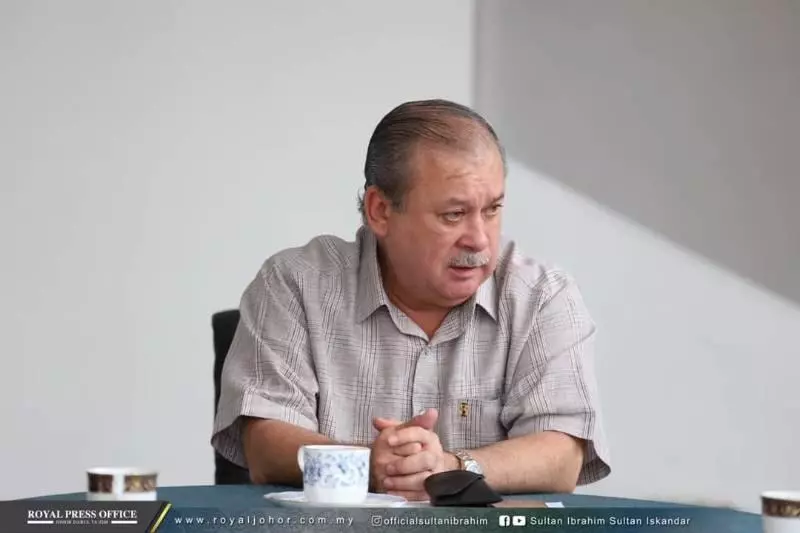"不想人民身在苦難中自己卻享樂" 柔蘇丹一舉動獲贊無數!
