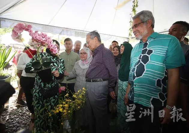 【首相馬哈迪今日說出員工們的心聲】民眾紛紛拍手叫好!