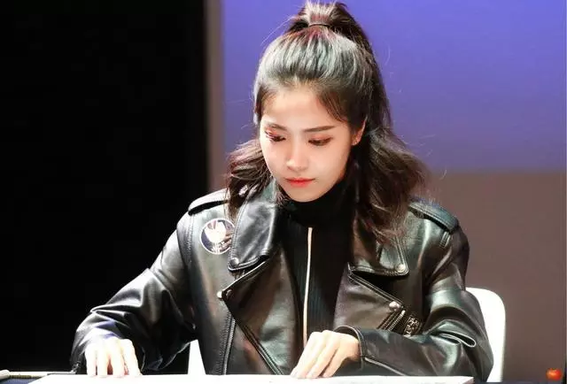 韓女團見面會,粉絲要求做「親密接觸」,所屬經紀公司發布公告!