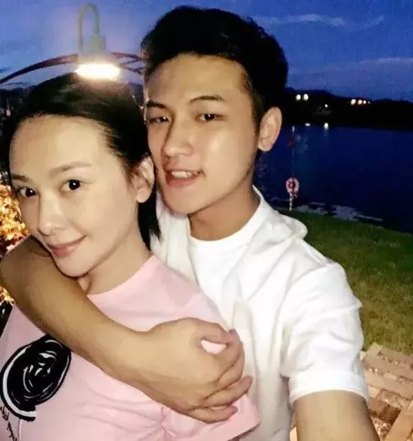 被26歲的老公嫌老,42歲蕭淑慎下定決心!近期模樣曝光,網友驚:妳哪位?