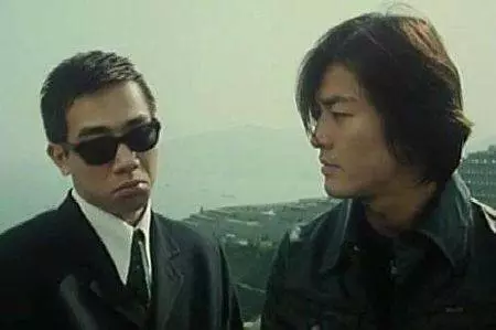 當你一無所有的時候,就是人生輝煌的開始!因為路的旁邊還有路
