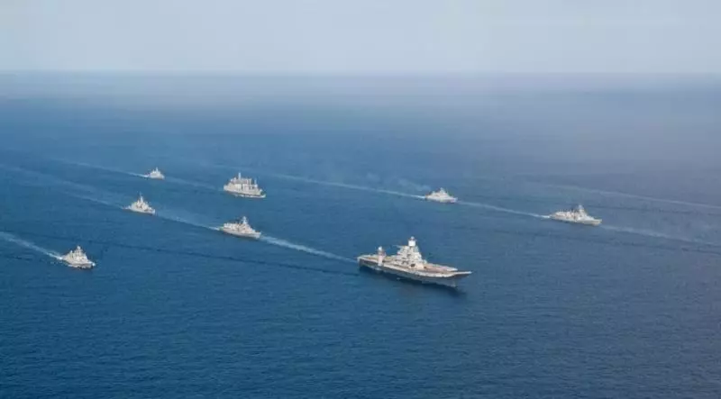 【讓巴方不敢前出公海】,印海軍出動航母、核潛艇