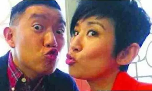 他結婚時劉德華給他當伴郎,落魄時華仔幫助他,卻反說華仔「不是人」,如今落得這樣的下場!!