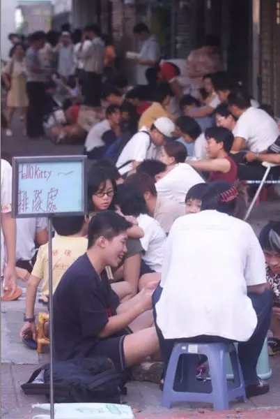 每2個台灣人就擁有1隻!還記得20年前「麥當勞無嘴貓之亂」?現二手市價曝光:馬上回家翻