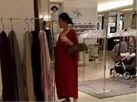 王菲懷孕,不懼48高齡產子,謝霆鋒:屬於我們自己的孩子!