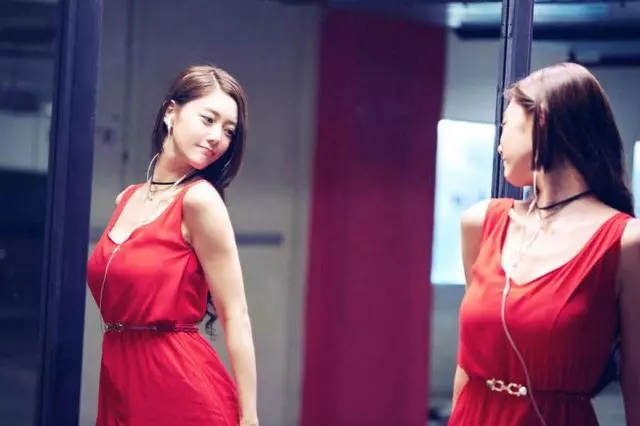 她被稱為「亞洲第一女神」,直言心系古天樂,如今卻閃婚美國富豪
