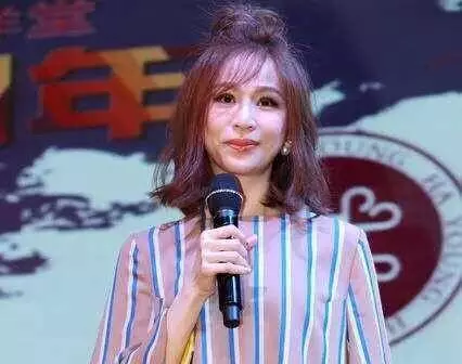 王心凌近照又變樣,臉部越整越僵,如今還撞臉劉嘉玲,簡直一言難盡,網友:還我當初那個甜心教主~