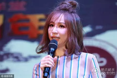 王心凌近照又變樣,臉部越整越僵,如今還撞臉劉嘉玲,簡直一言難盡,網友:還我當初那個甜心教主~