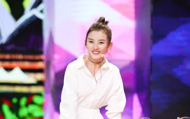 90後女星人氣排名,熱巴第三,鞠婧禕第七,榜首號召力可媲美穎寶