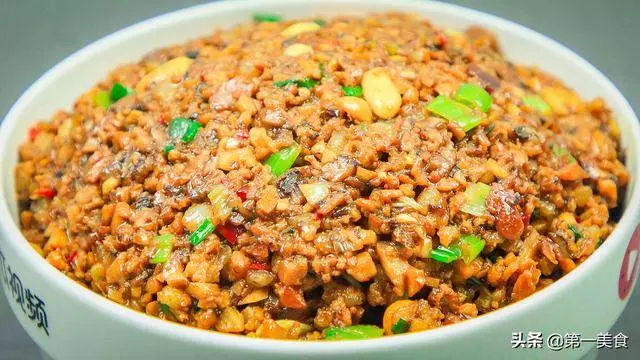 廚師長教你肉末香菇醬,無論是拌飯還是拌面,都很好吃,快去學學