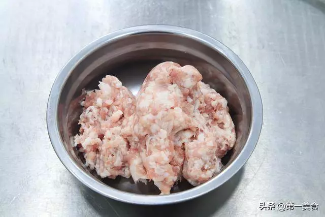 廚師長教你肉末香菇醬,無論是拌飯還是拌面,都很好吃,快去學學