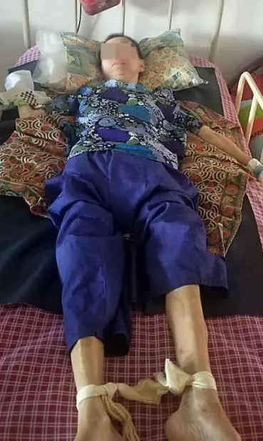 【告到你脫褲】我老豆是「世紀賤男」!! 害人未婚生子一走了之,現在我要報仇 !! 咱們走著瞧~~要你身敗名裂……