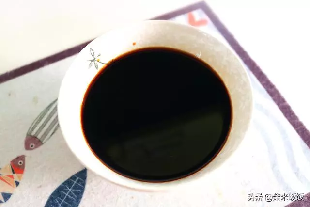 電飯煲做紅燒肉最簡單,丟進鍋內,時間一到,肉又香又軟爛!