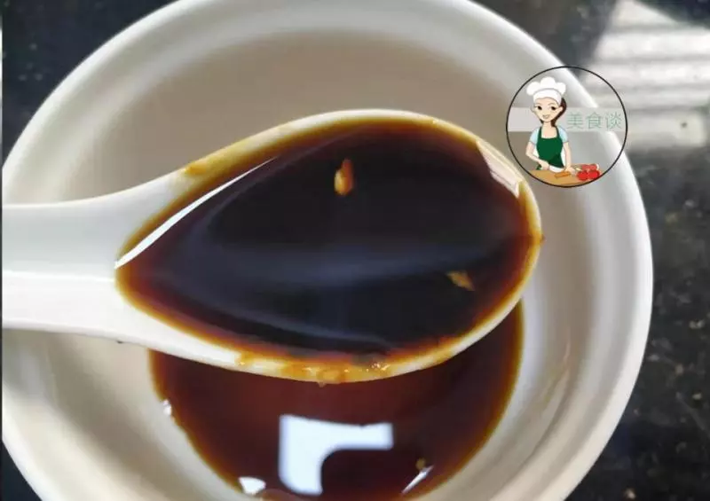 這菜是家人的最愛,兒子吃一次饞一次,越燜越香,出鍋饞到流口水