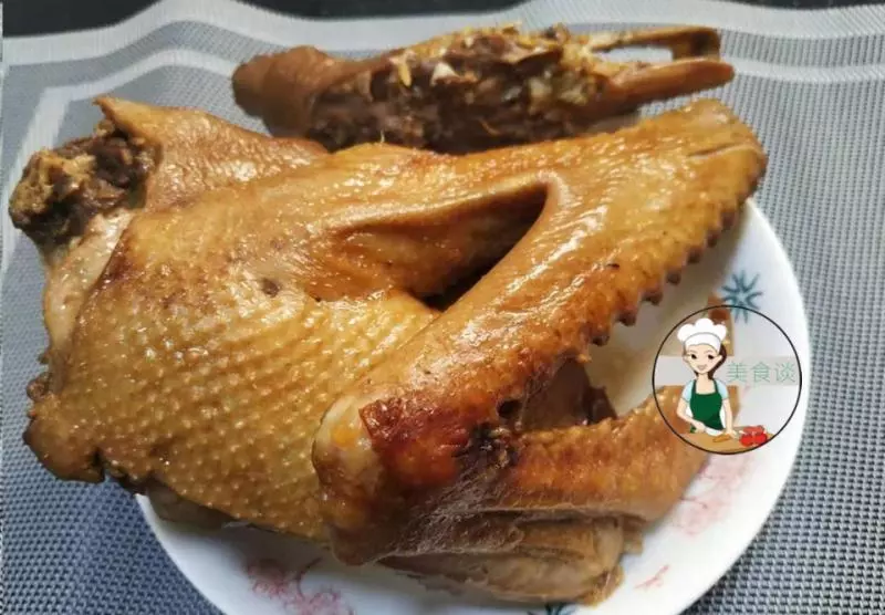 這菜是家人的最愛,兒子吃一次饞一次,越燜越香,出鍋饞到流口水