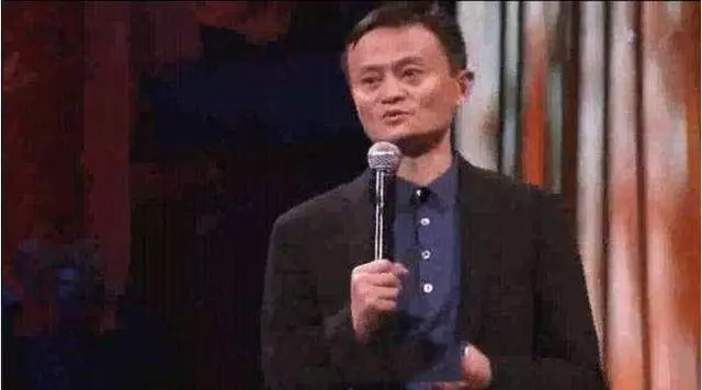 人在落魄時,不說三話,不求三人【真的很現實】