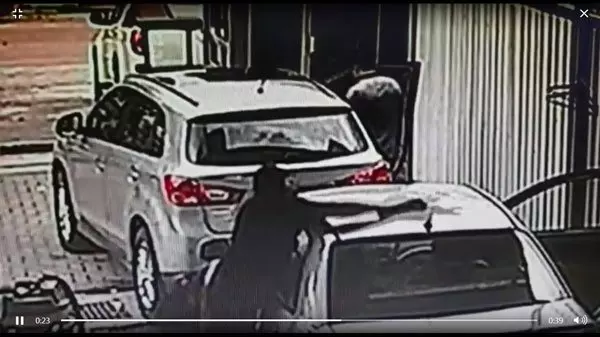 【視頻曝光】洗車洗到車被搶走!車在洗車店必注意的2大事項