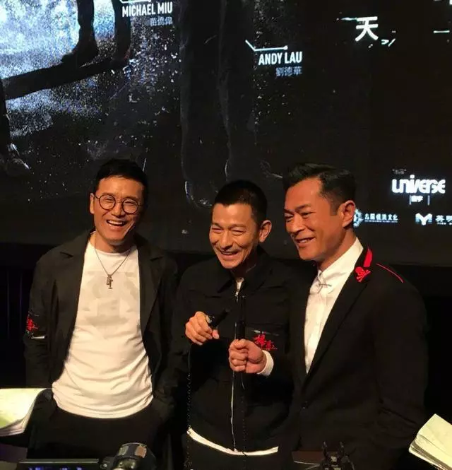 劉德華病癒後身材暴瘦,鬍子拉碴看起來比60歲的苗僑偉還老!