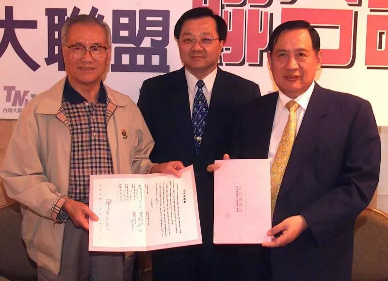 中職11年/羅敏卿6轟助獅奪冠 台北球場成歷史