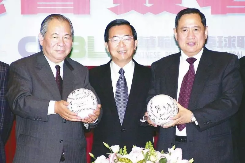 中職14年/兩聯盟合併 象三連霸黃潮彭政閔難忘