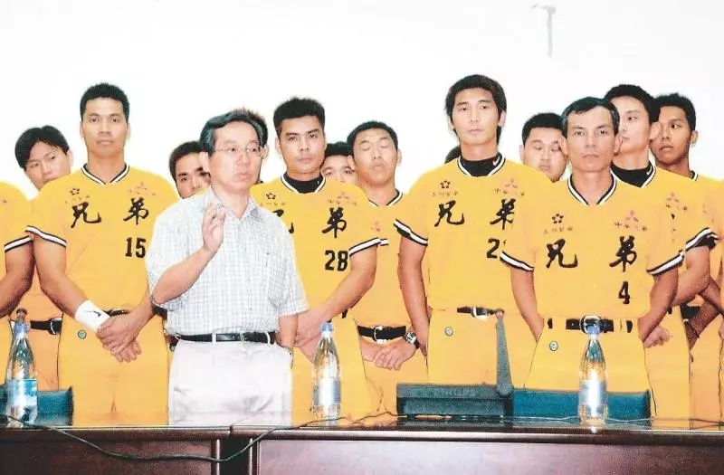 中職14年/兩聯盟合併 象三連霸黃潮彭政閔難忘