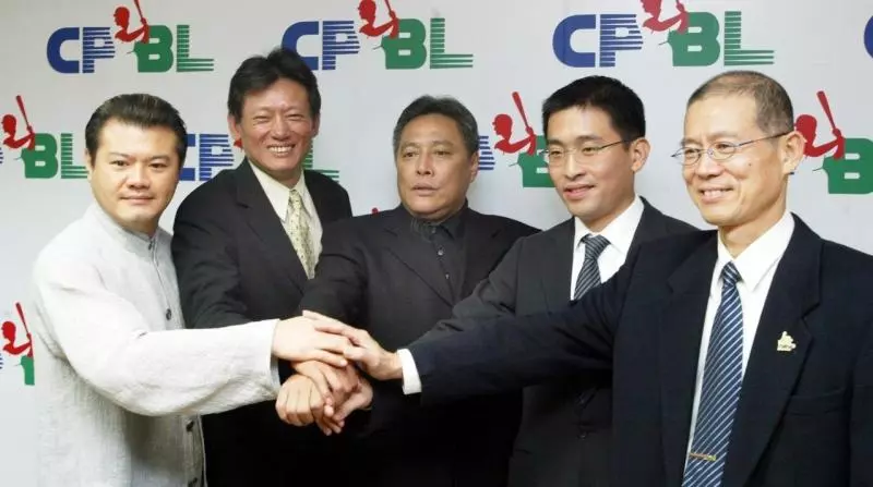中職14年/兩聯盟合併 象三連霸黃潮彭政閔難忘