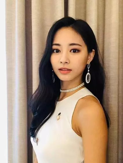 歐陽娜娜也上榜!亞洲百大最美臉孔出爐「子瑜被擠下變第4」 冠軍「21歲超強女星」被讚:實至名歸