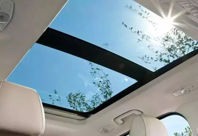 買車到底要不要選帶天窗的?老司機告訴你利與弊